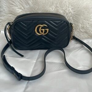 Gucci Marmont Shoulder Bag